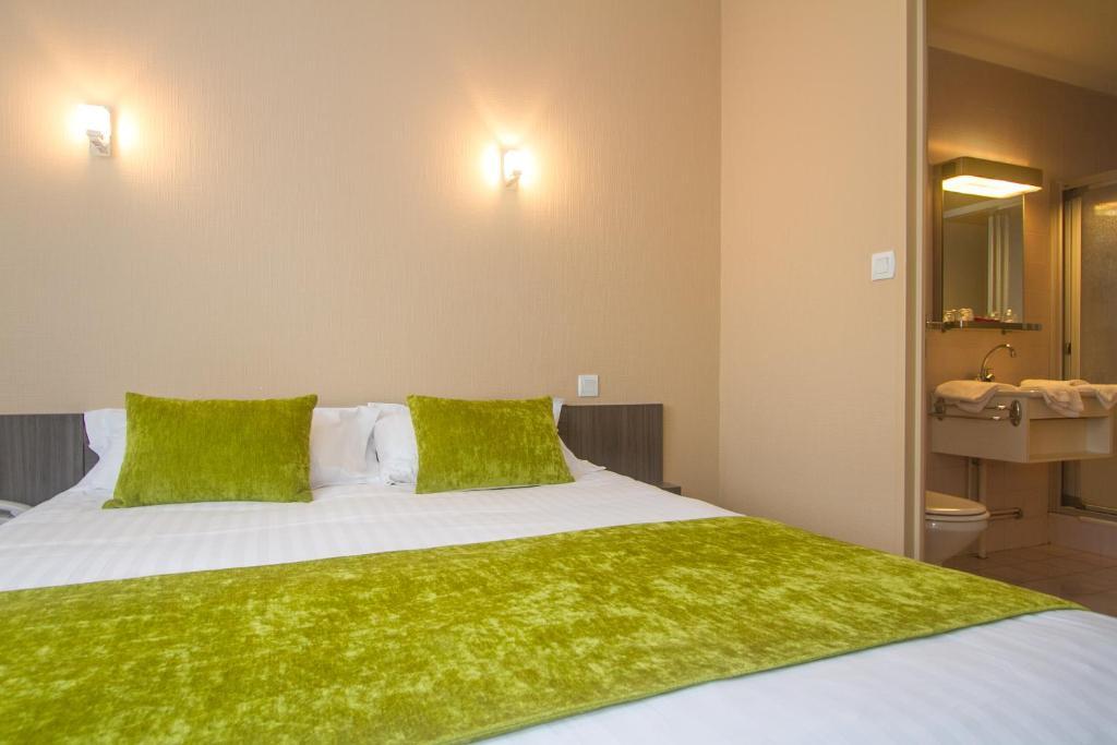 Hotel Les Hirondelles Les Sables-dʼOlonne Habitación foto